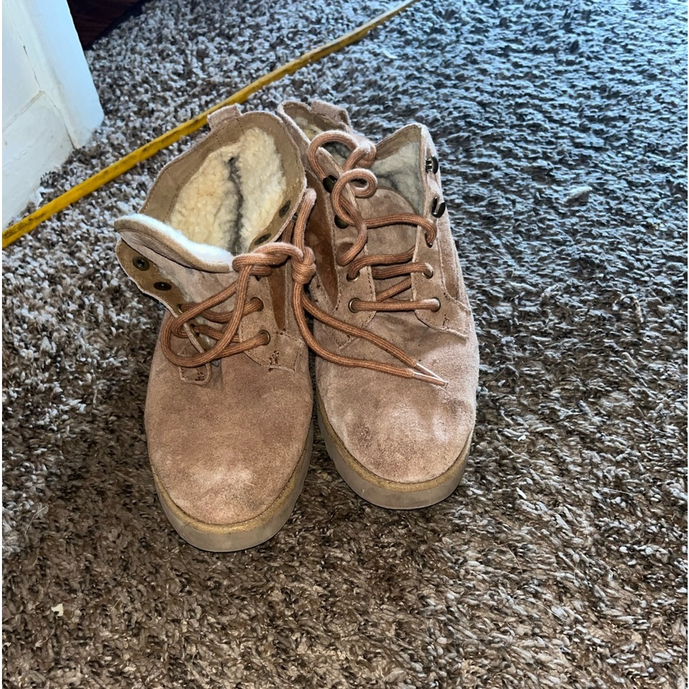 Uggs Size 8 Boots